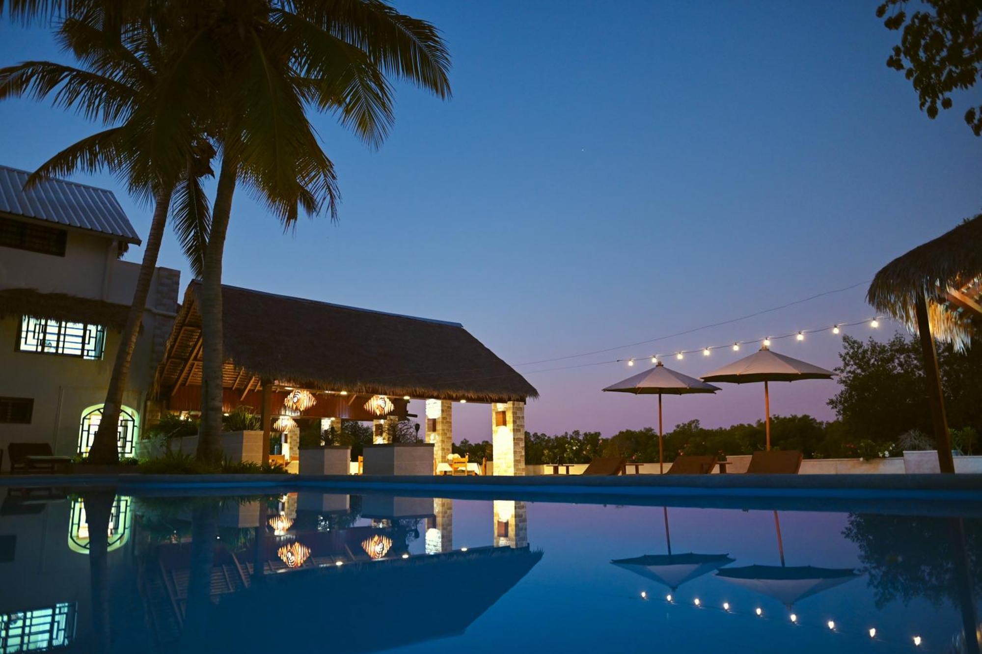 Hotel Baobab Cafe Morondava Exterior photo